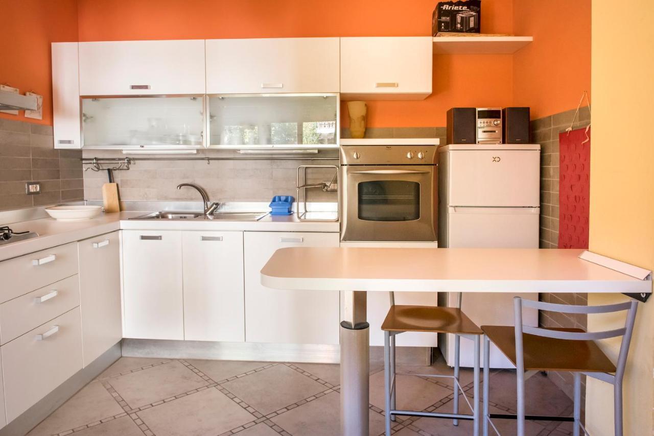 S34 - Sirolo, quadrilocale in centro arredato con gusto Esterno foto
